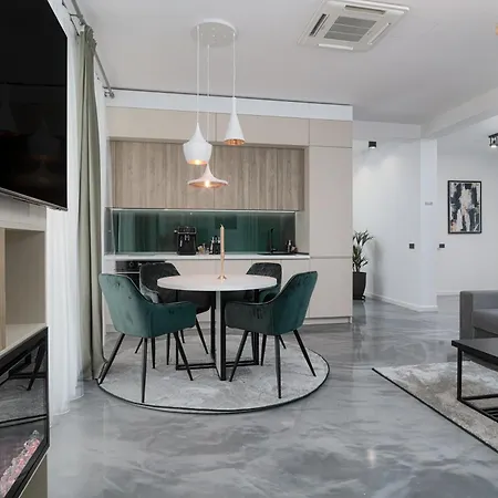 Peninsula Luxury & Năvodari