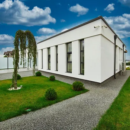 Willa Peninsula Luxury &