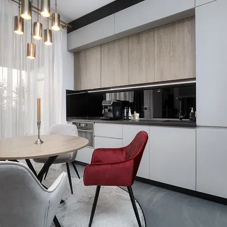 Peninsula Luxury & Willa Năvodari