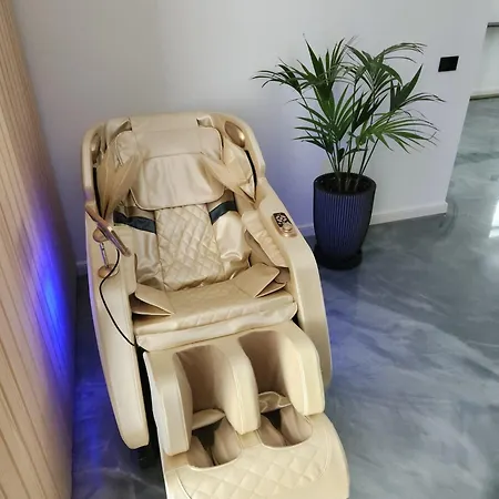 Peninsula Luxury & Βίλα Năvodari