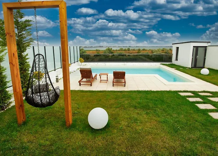 Villa Peninsula Luxury & Navodari