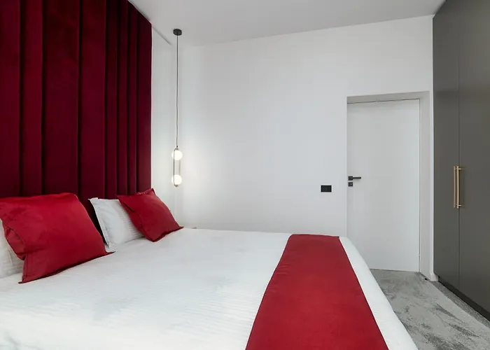 Villa Peninsula Luxury &