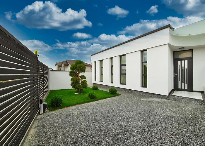 Villa Peninsula Luxury &